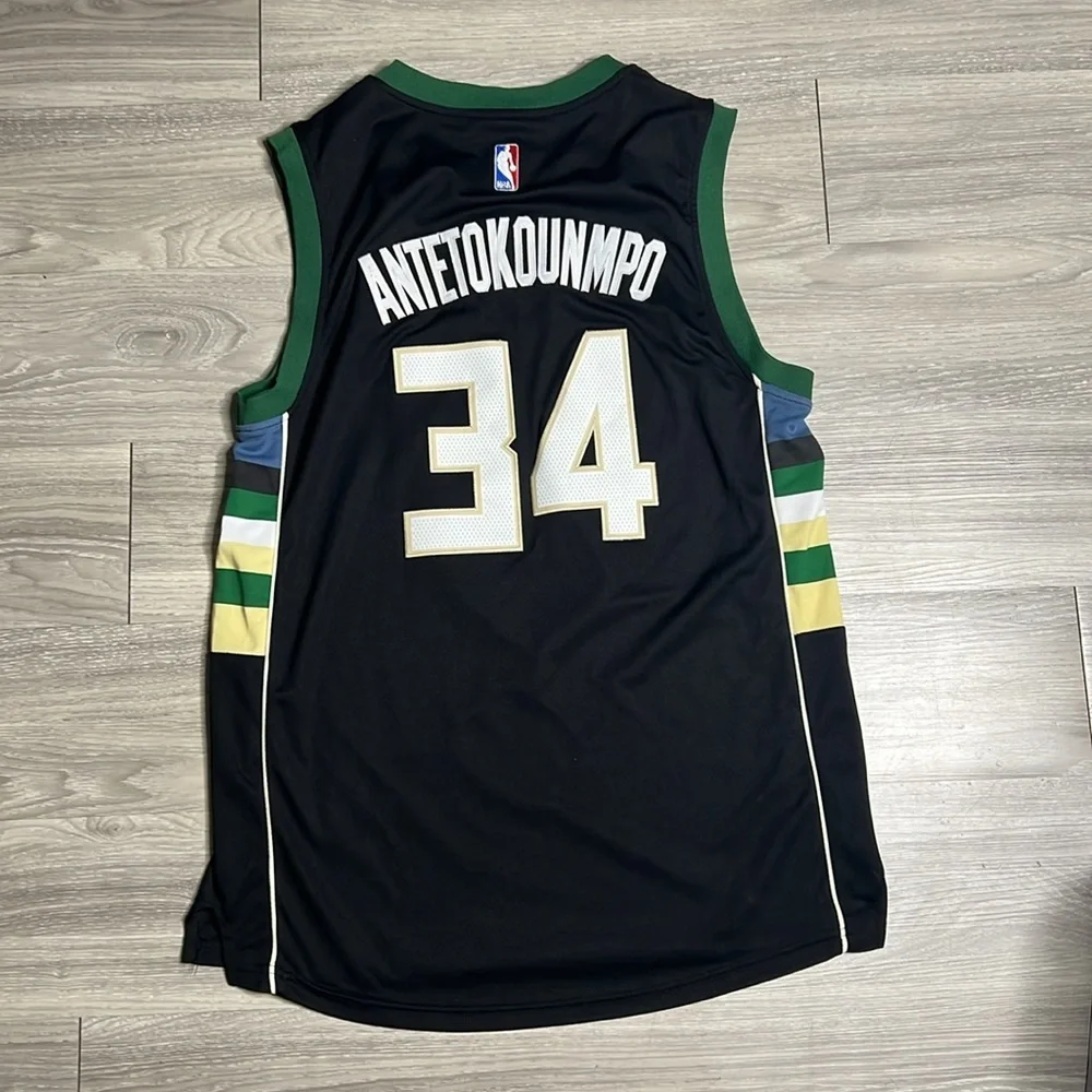 Adidas Giannis Antetokounmpo “34” Jersey (L)